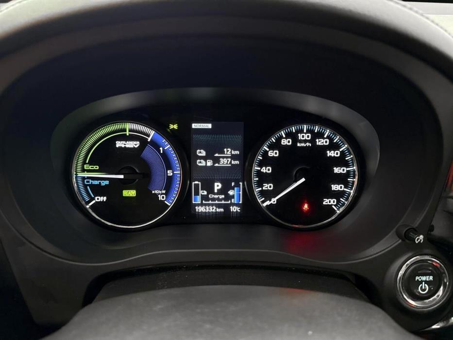 MITSUBISHI Outlander PHEV 2019