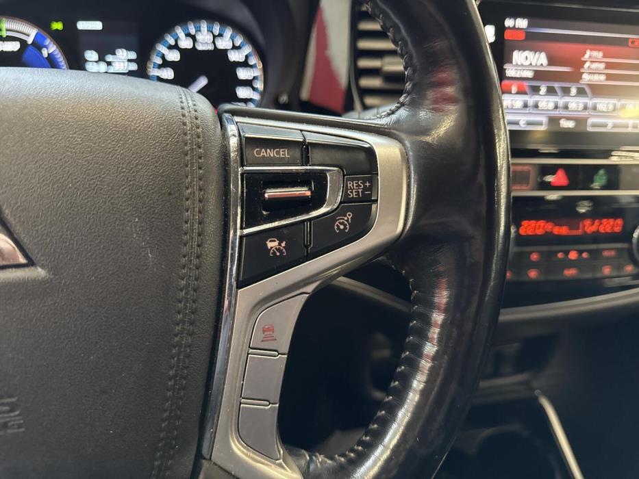 MITSUBISHI Outlander PHEV 2019