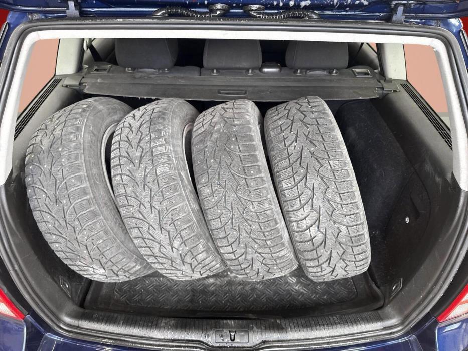 VOLKSWAGEN Golf Variant 2005