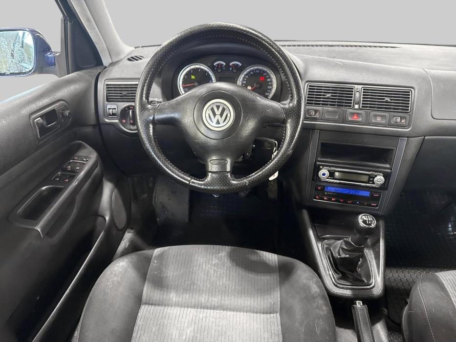 VOLKSWAGEN Golf Variant 2005