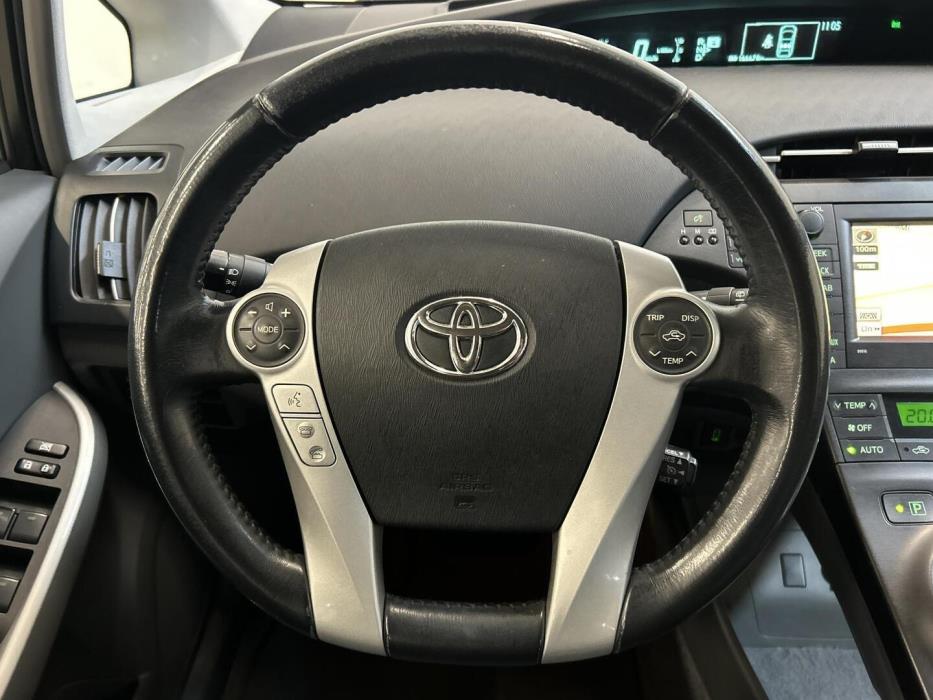 TOYOTA Prius 2010