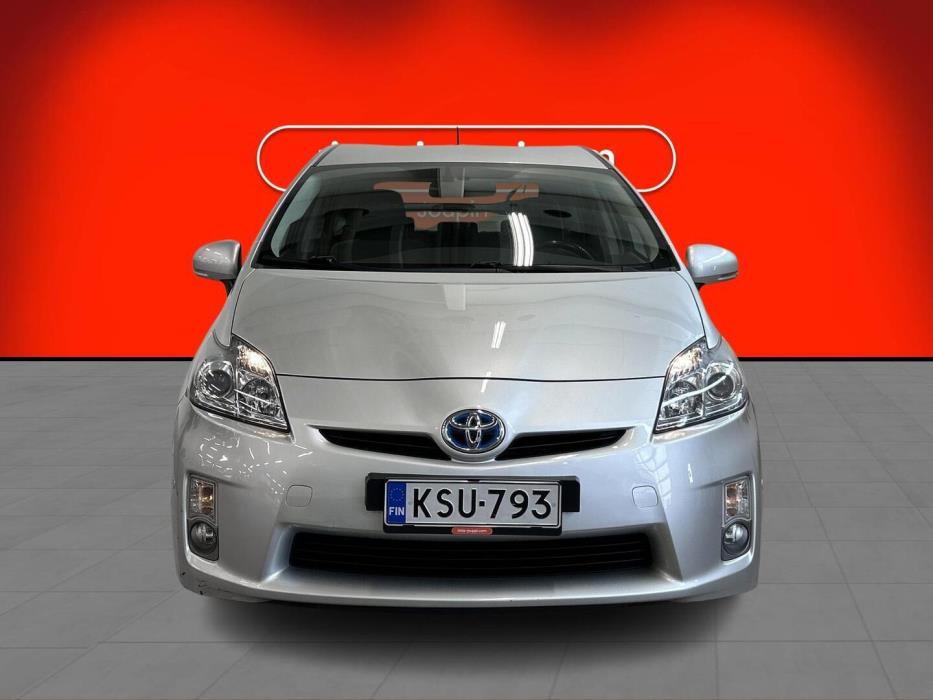 TOYOTA Prius 2010