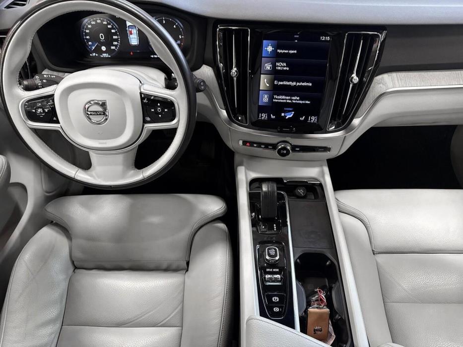 VOLVO V60 Cross Country 2021