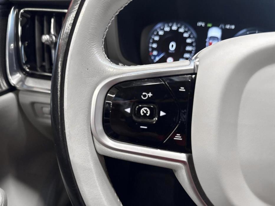 VOLVO V60 Cross Country 2021
