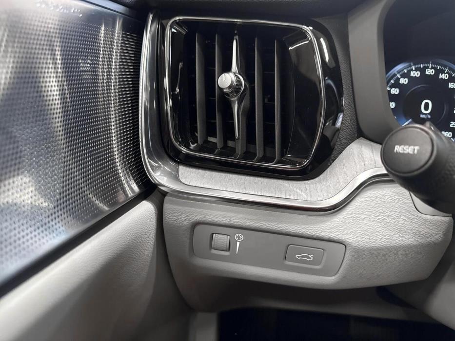 VOLVO V60 Cross Country 2021