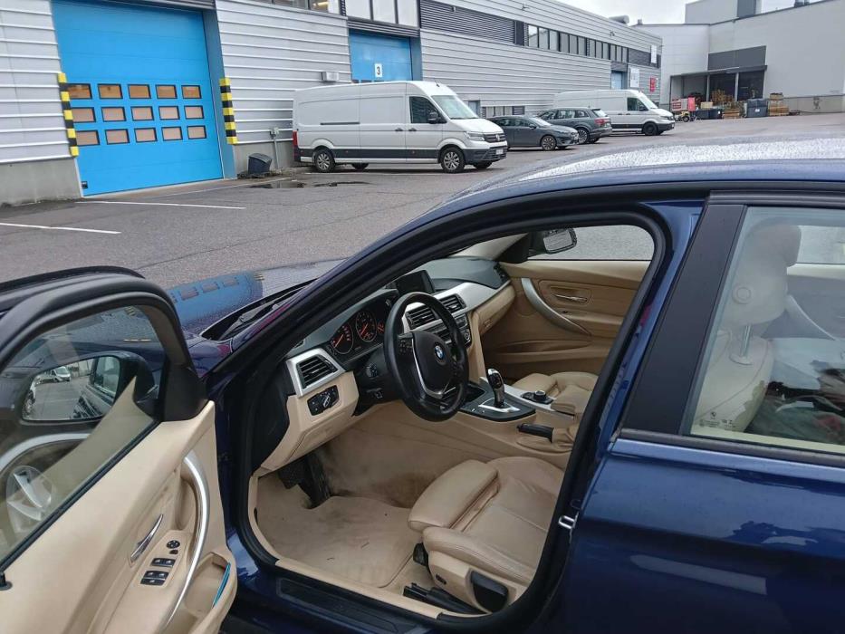 BMW 320 2017