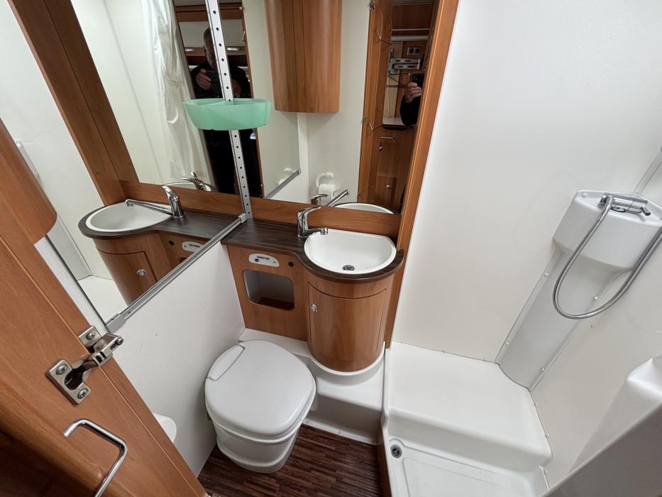 HYMER c 642 2010