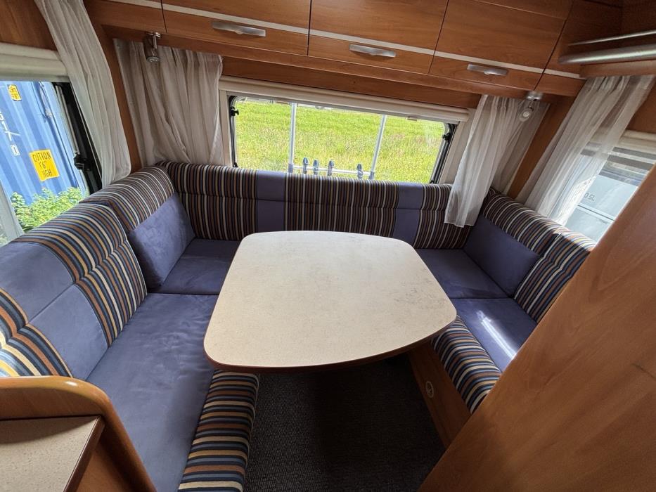 HYMER c 642 2010