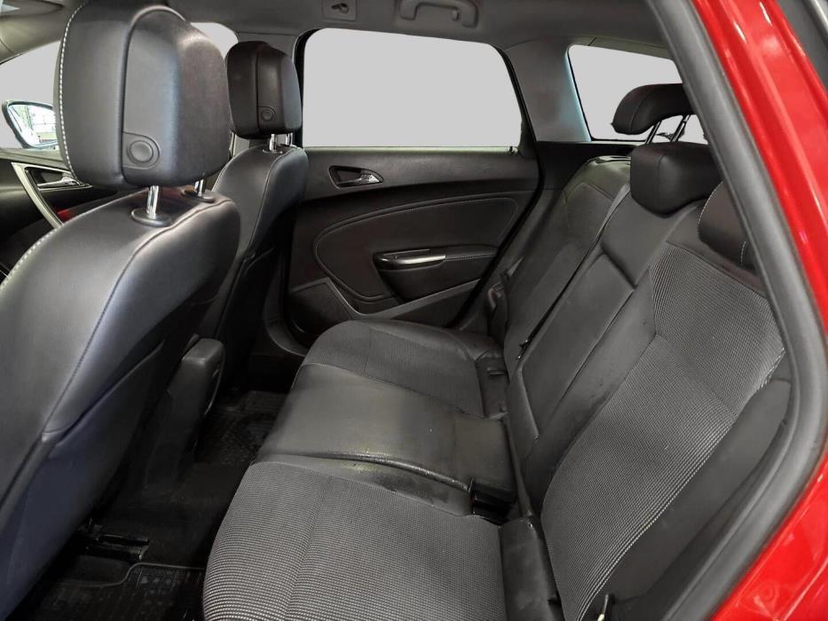OPEL ASTRA 2012