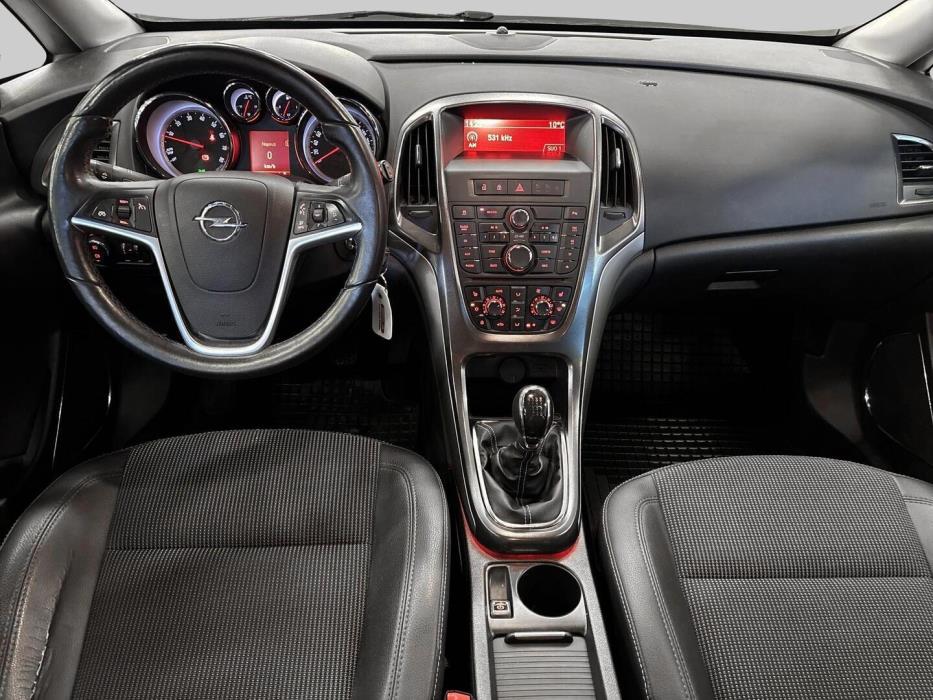 OPEL ASTRA 2012