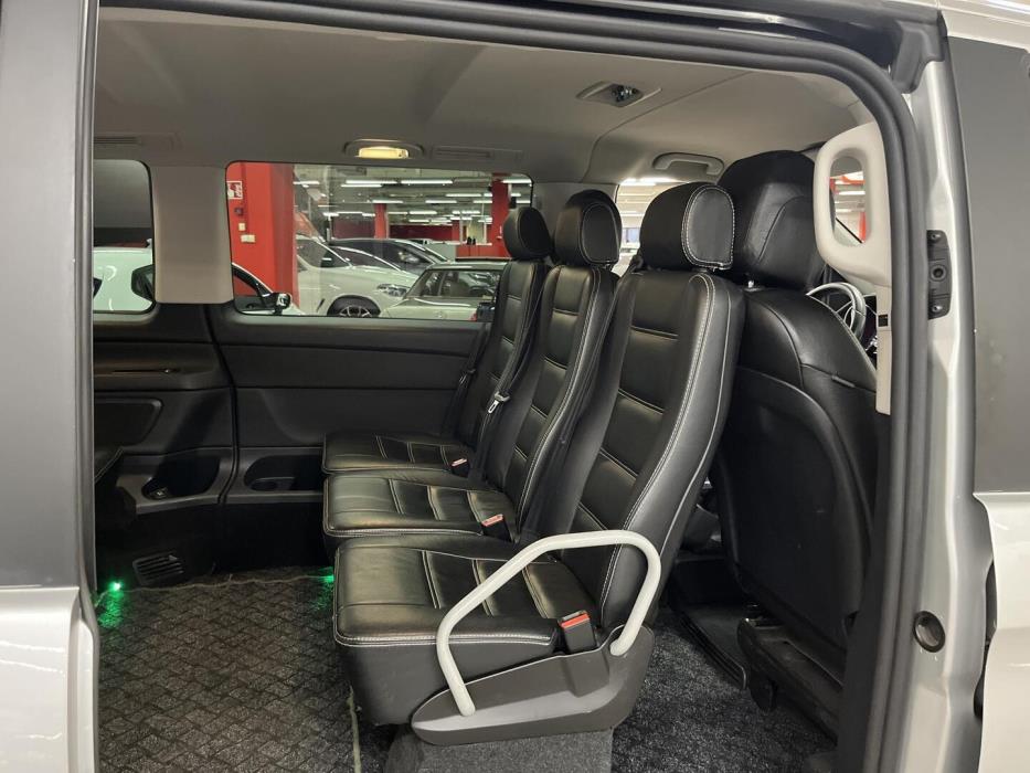 MERCEDES-BENZ V 2018