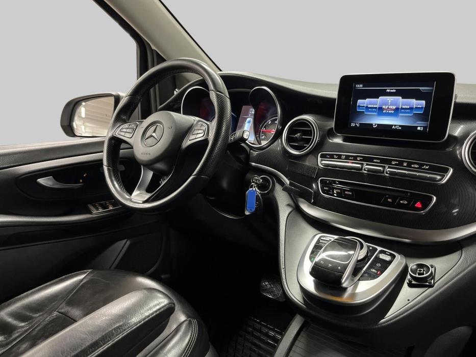 MERCEDES-BENZ V 2018