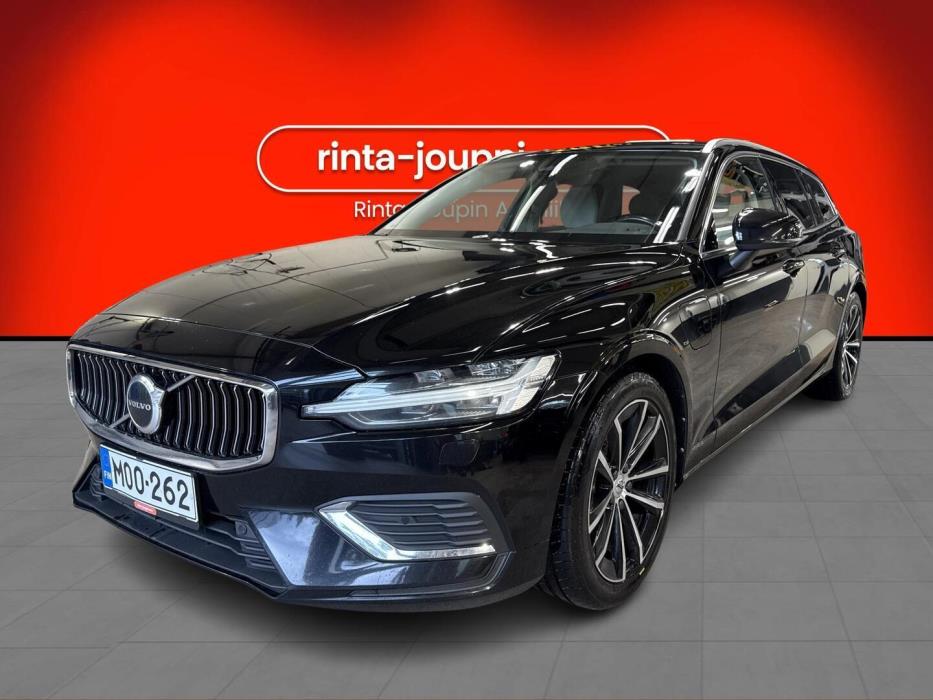 VOLVO V60 2023