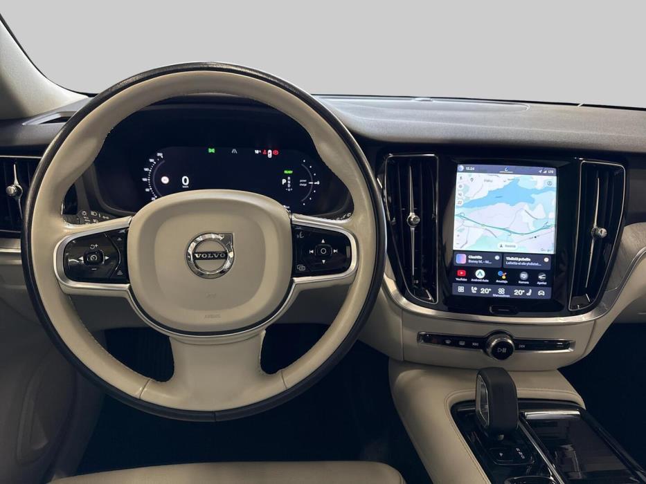 VOLVO V60 2023