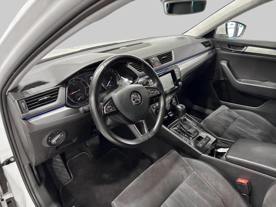 SKODA Superb 2016