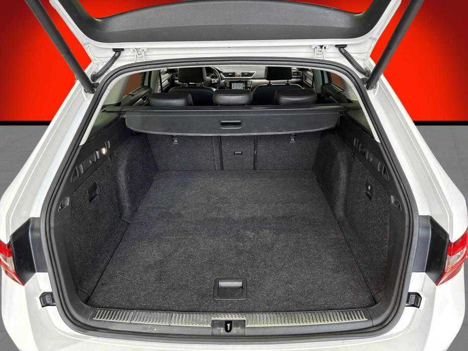 SKODA Superb 2016