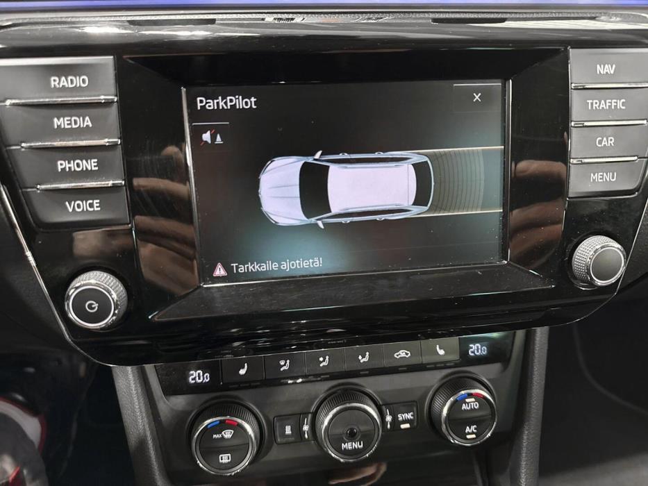 SKODA Superb 2016