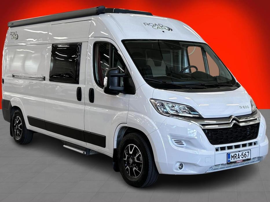 ROADCAR VAN R 600 2024