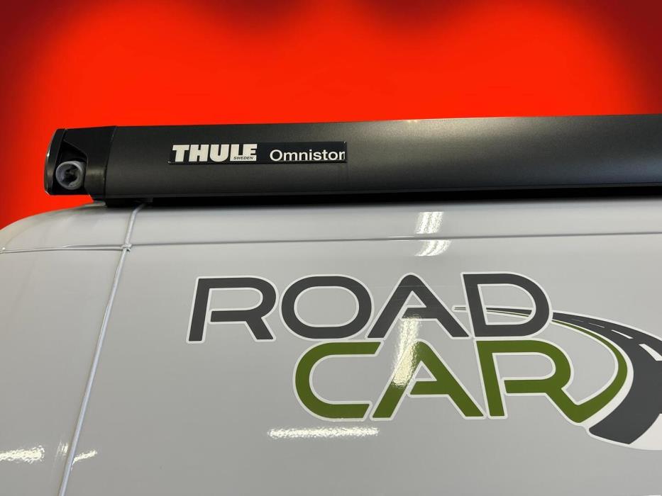 ROADCAR VAN R 600 2024