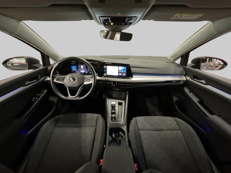 VOLKSWAGEN Golf 2021