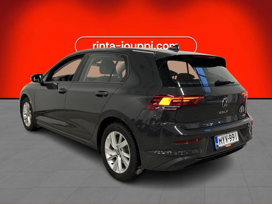VOLKSWAGEN Golf 2021