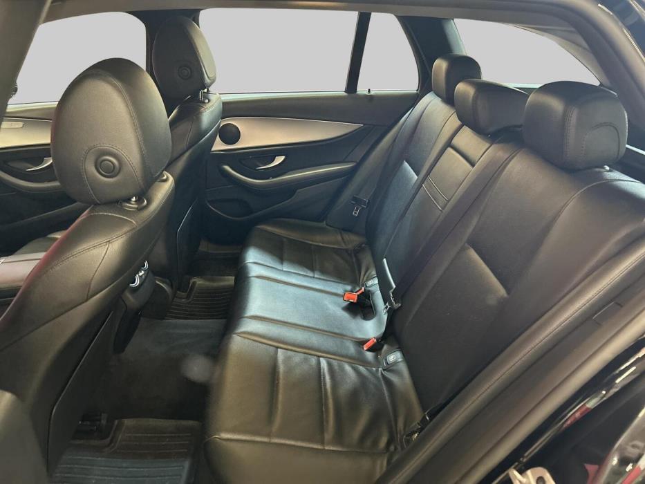 MERCEDES-BENZ E 2019