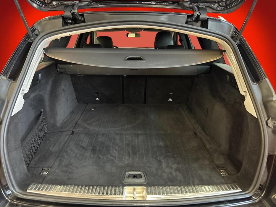 MERCEDES-BENZ E 2019