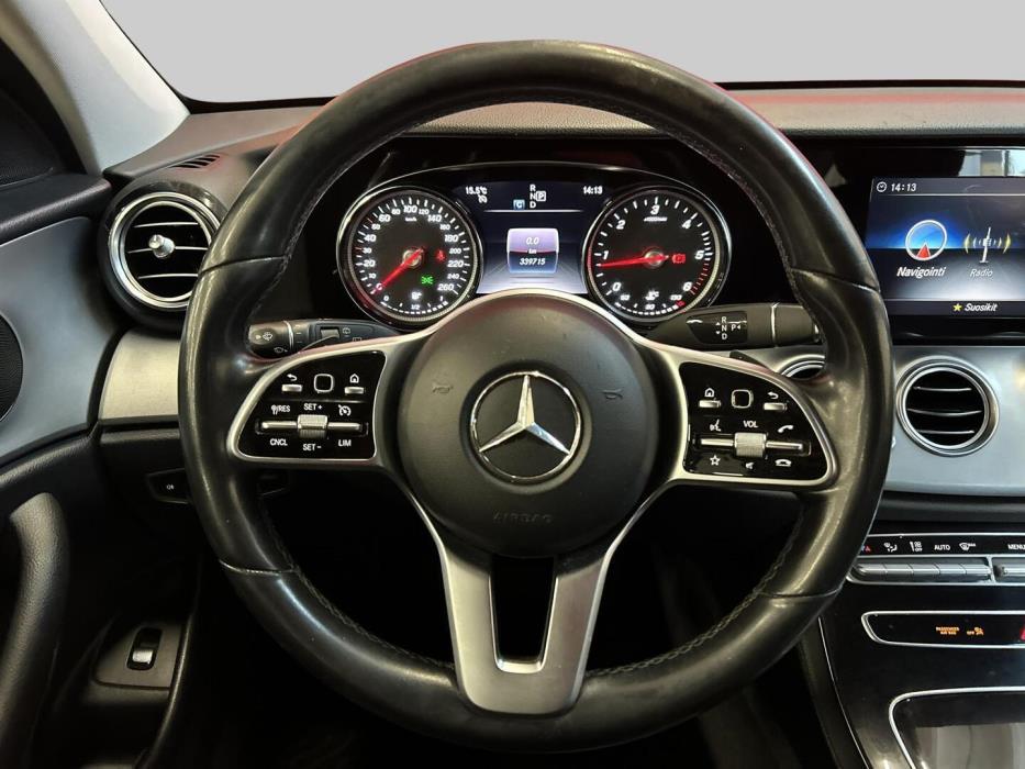 MERCEDES-BENZ E 2019
