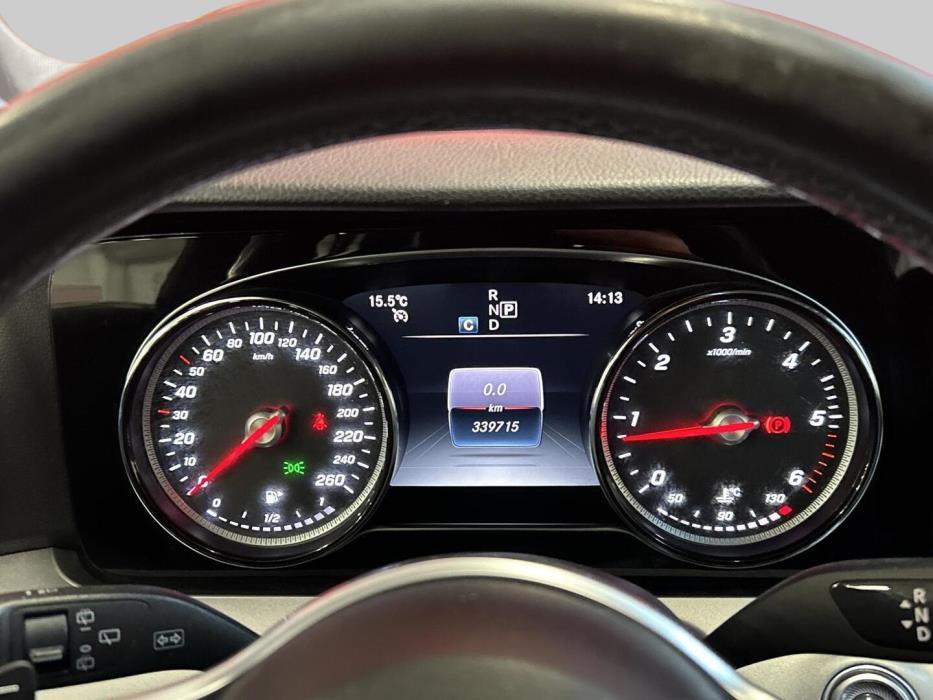 MERCEDES-BENZ E 2019