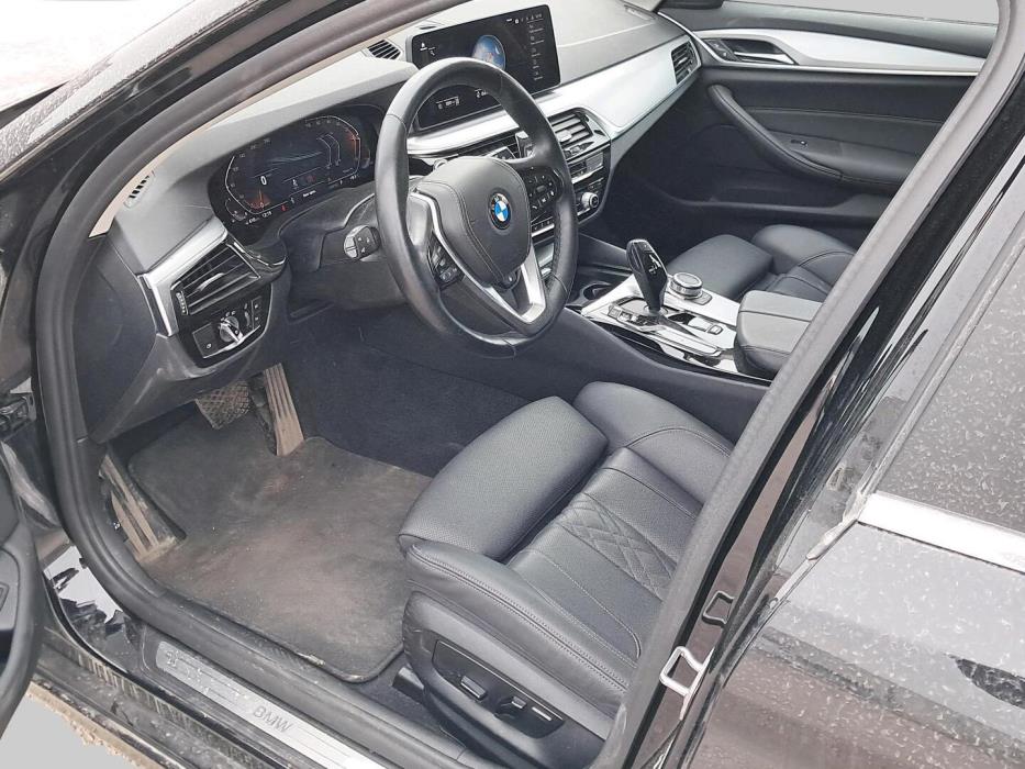 BMW 520 2022