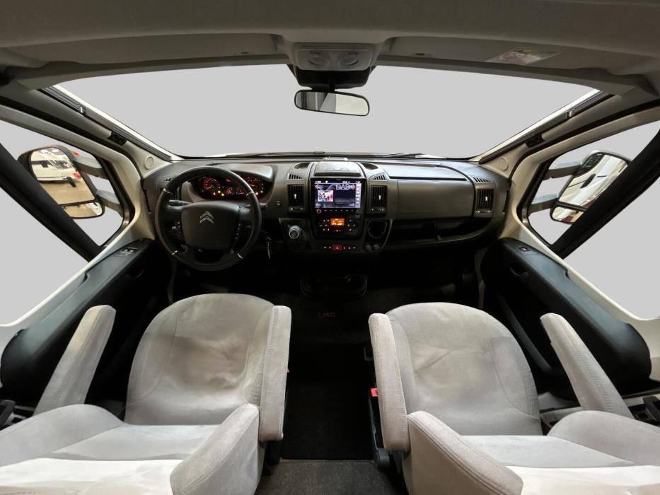 LMC TOURER 660 G LIFT 2022