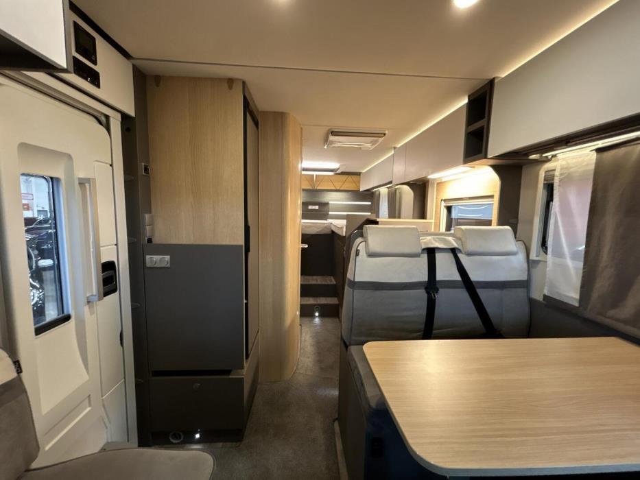 LMC TOURER 660 G LIFT 2022