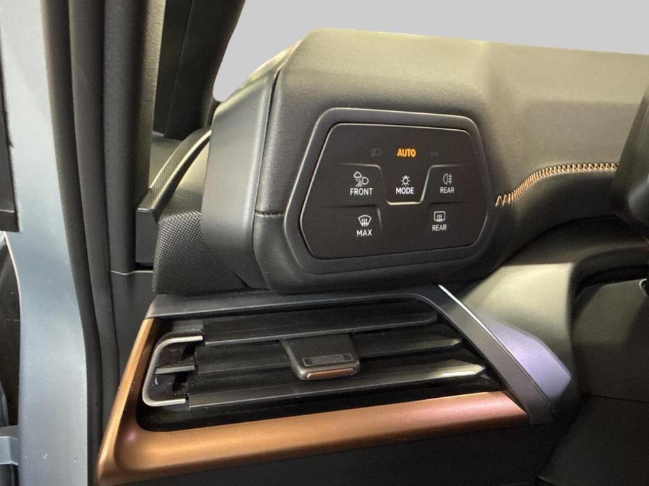 CUPRA Born 2023