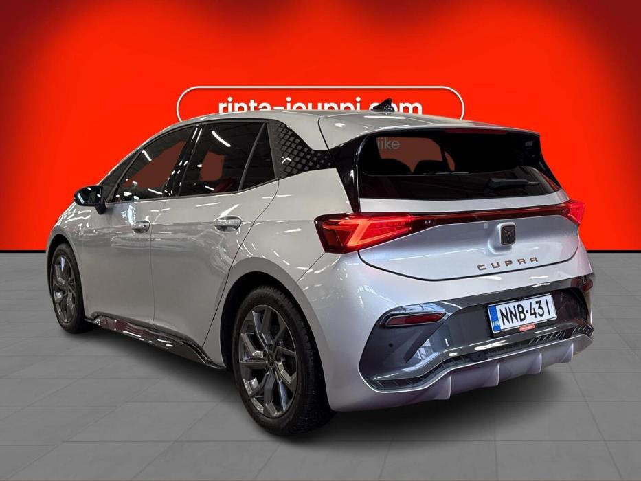 CUPRA Born 2023