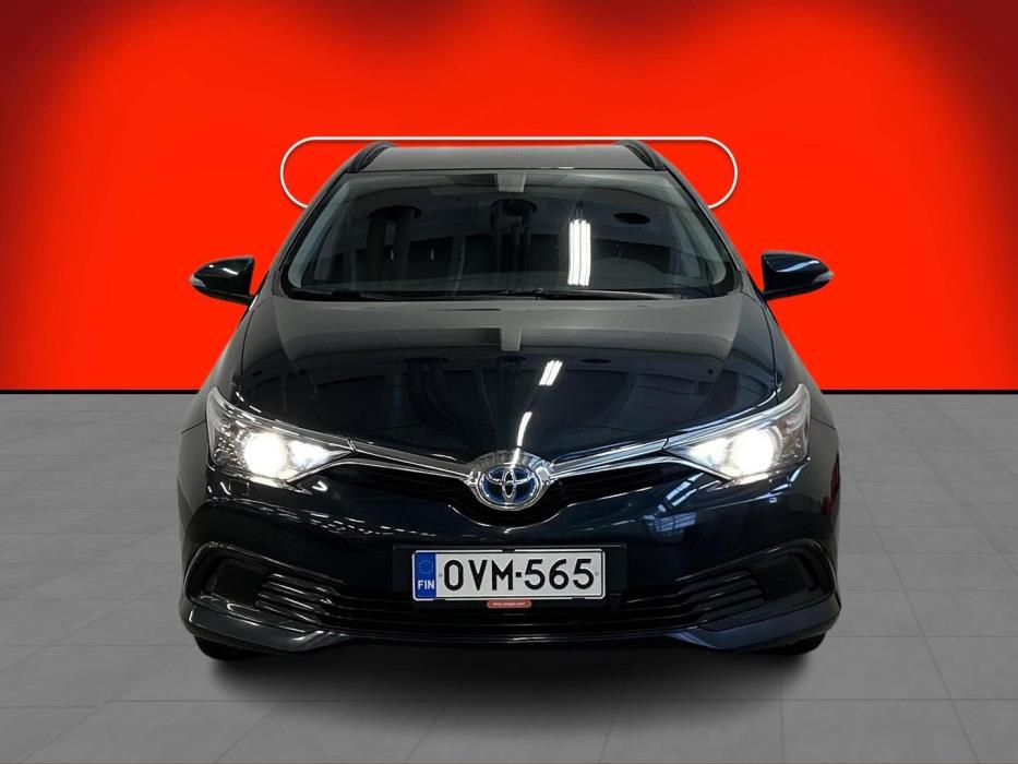 TOYOTA Auris 2017