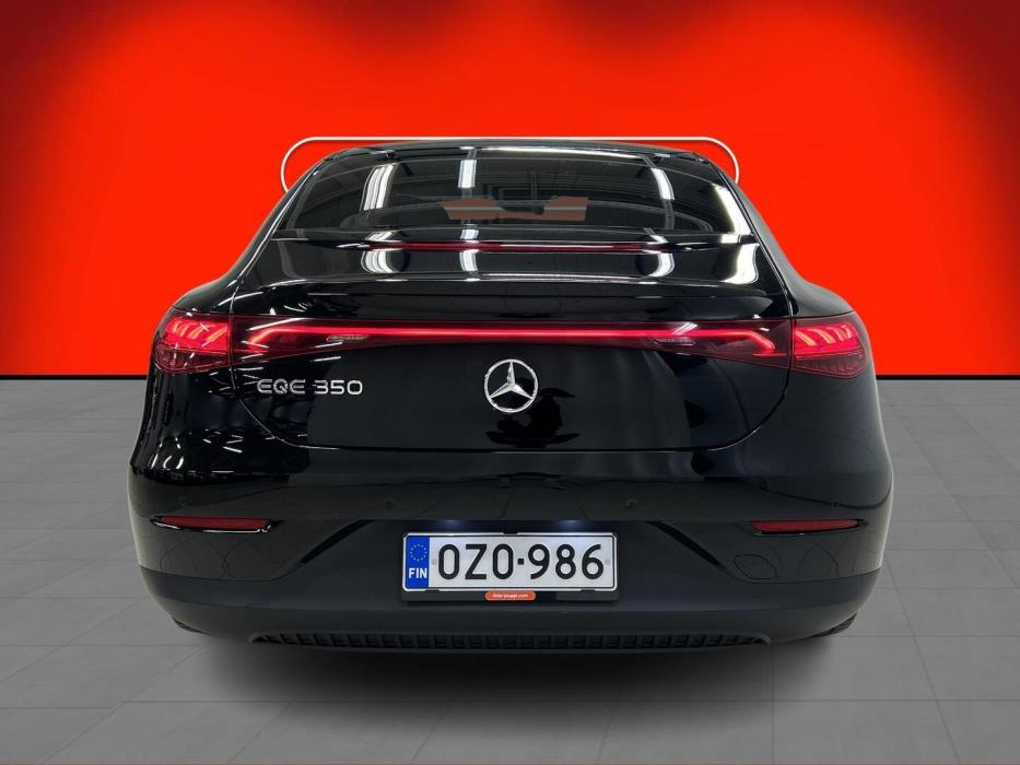 MERCEDES-BENZ EQE 2023