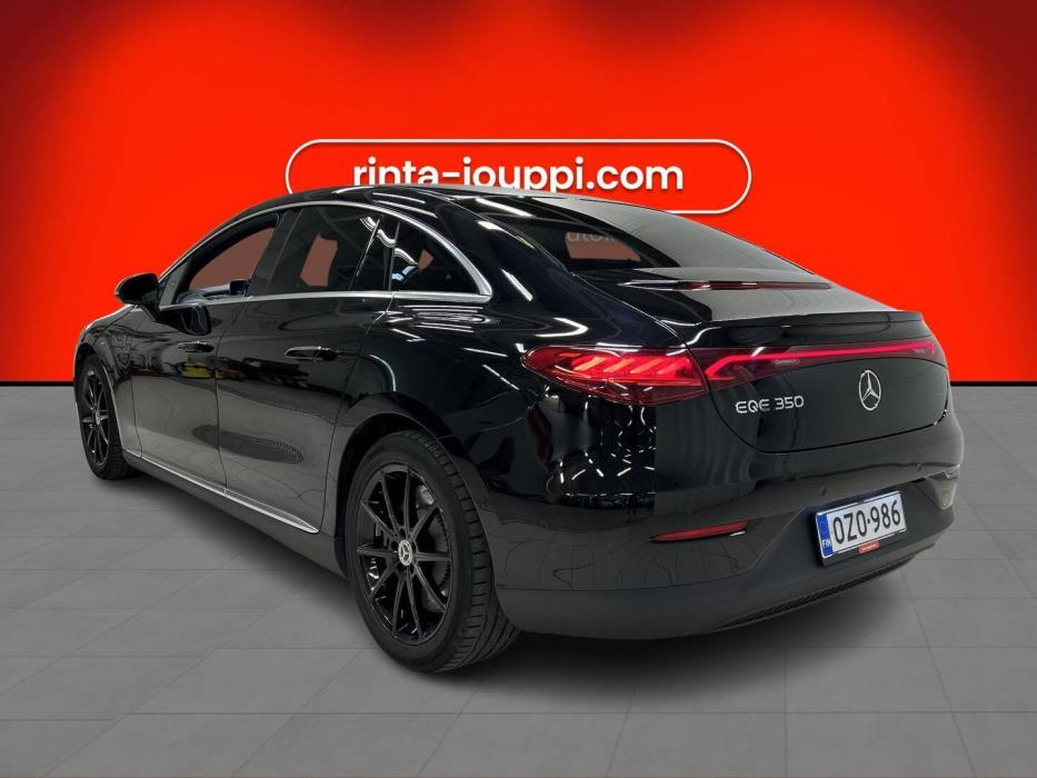 MERCEDES-BENZ EQE 2023