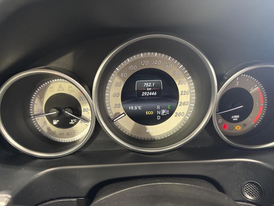 MERCEDES-BENZ E 2014