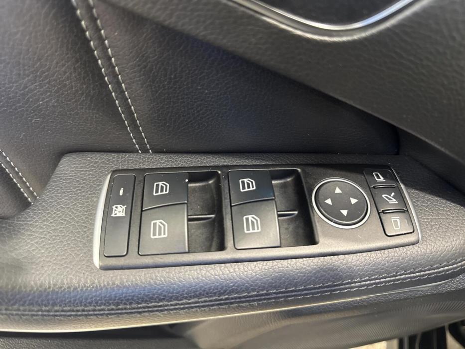 MERCEDES-BENZ E 2014