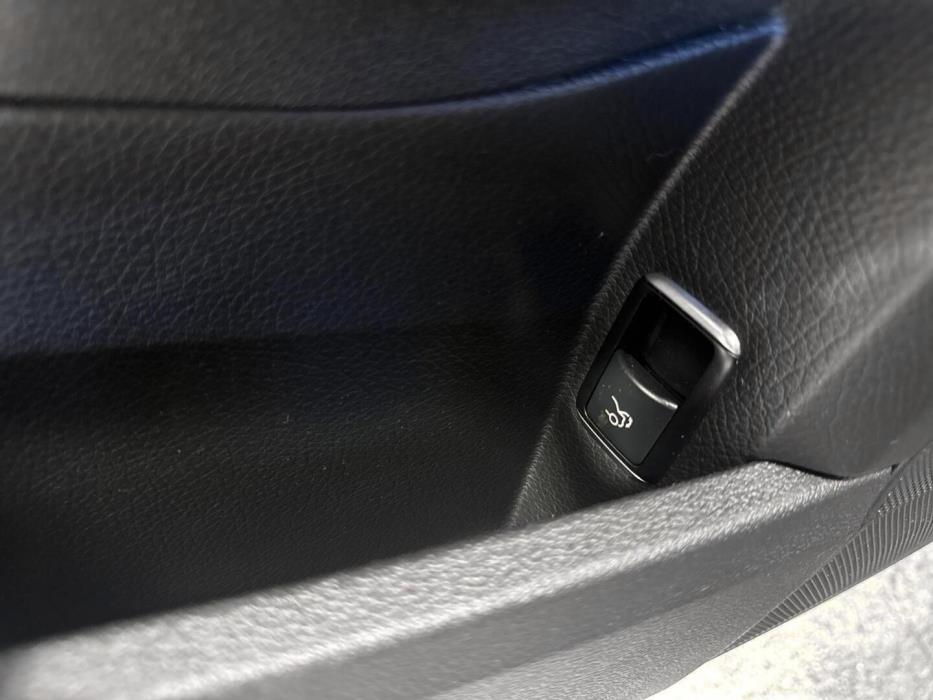 MERCEDES-BENZ E 2014