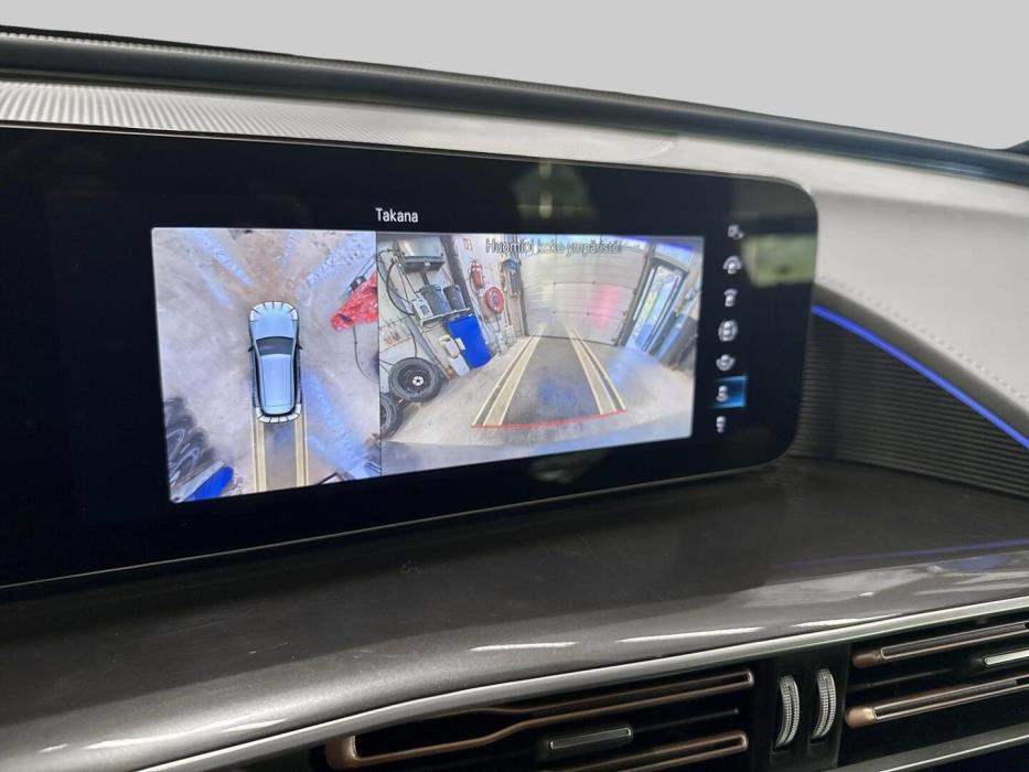 MERCEDES-BENZ EQC 2023