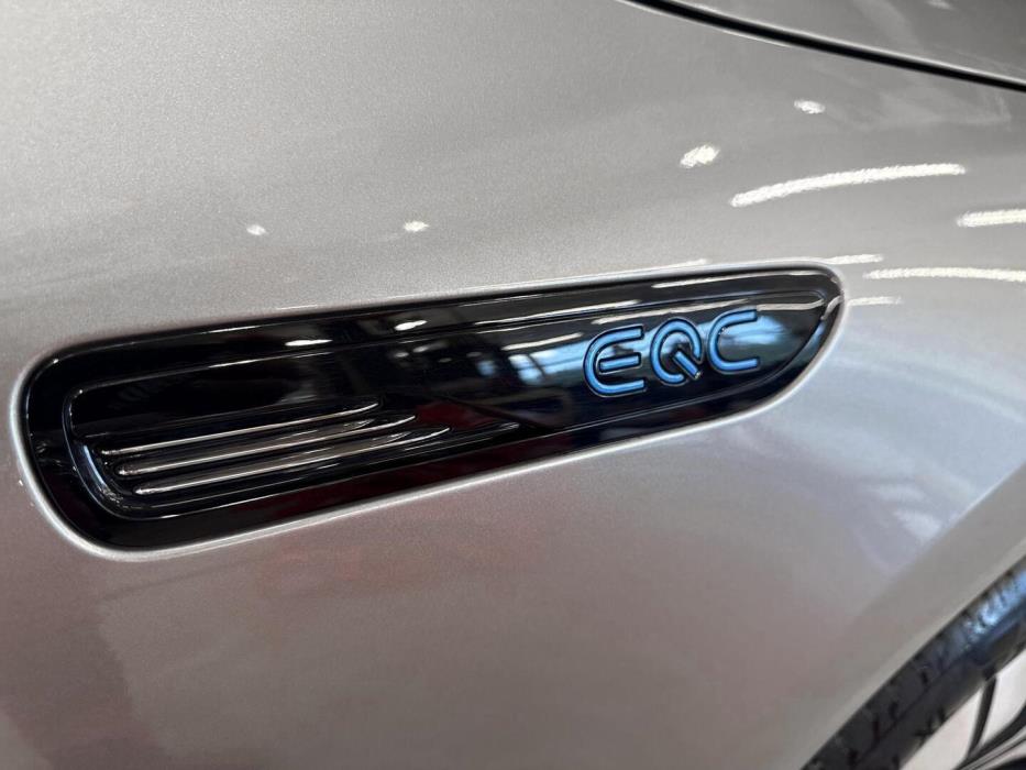 MERCEDES-BENZ EQC 2023