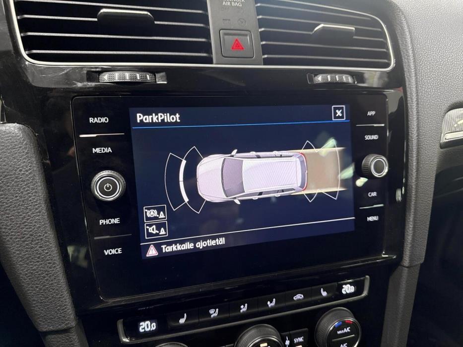 VOLKSWAGEN Golf 2020