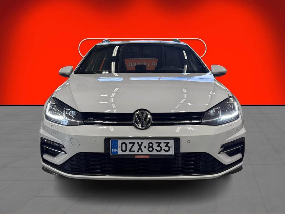 VOLKSWAGEN Golf 2020