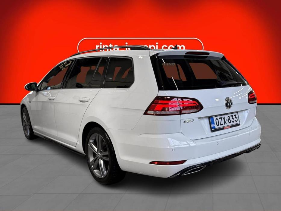 VOLKSWAGEN Golf 2020