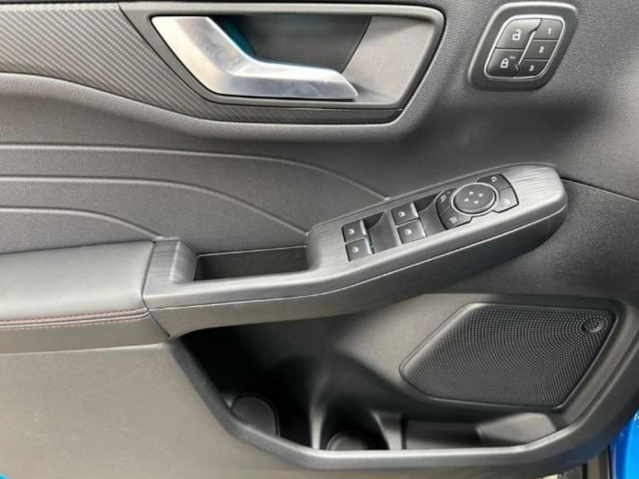 FORD KUGA 2024