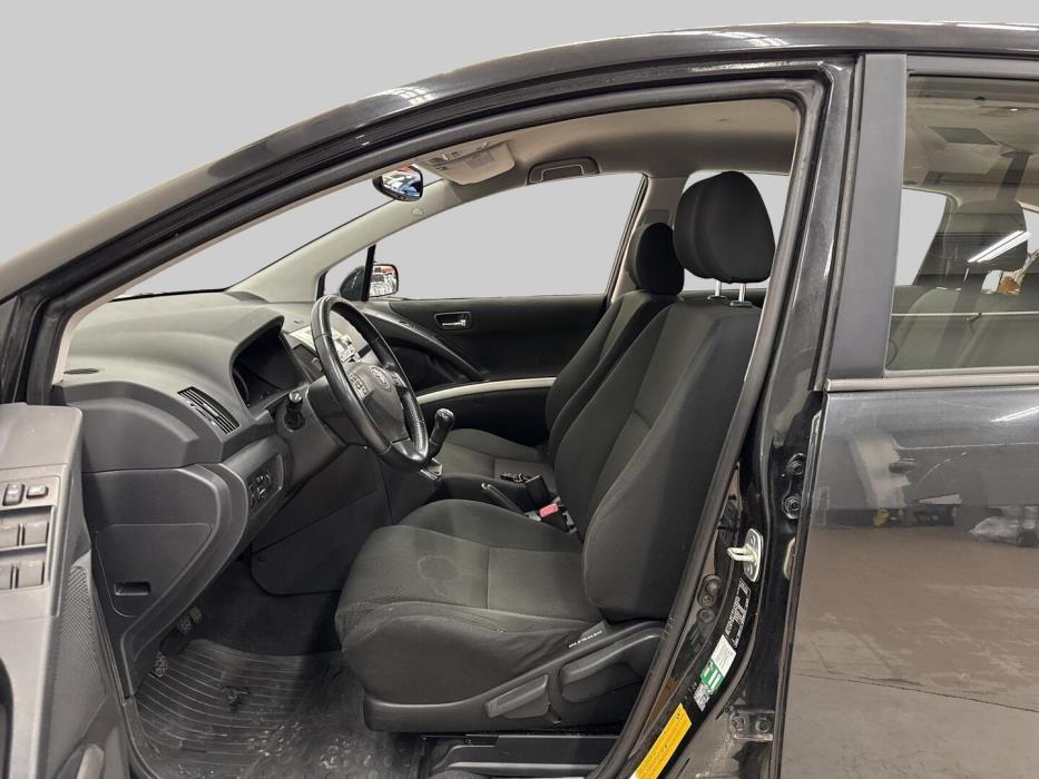 TOYOTA Corolla Verso 2006