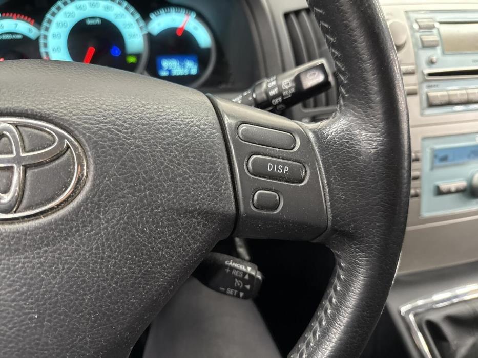 TOYOTA Corolla Verso 2006