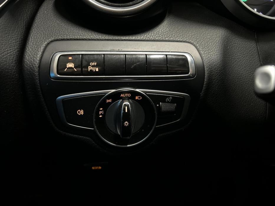 MERCEDES-BENZ C 2016