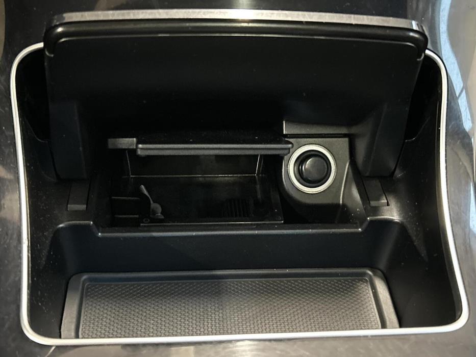 MERCEDES-BENZ C 2016